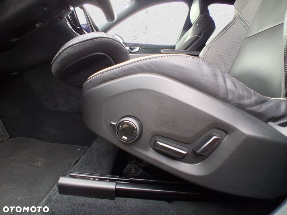 Volvo XC 60 - 13