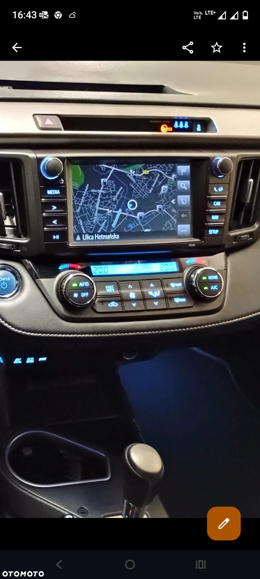 Toyota RAV4 Hybrid Premium 4x2 - 9