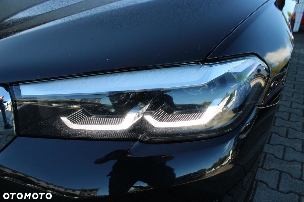 BMW Seria 5 - 21