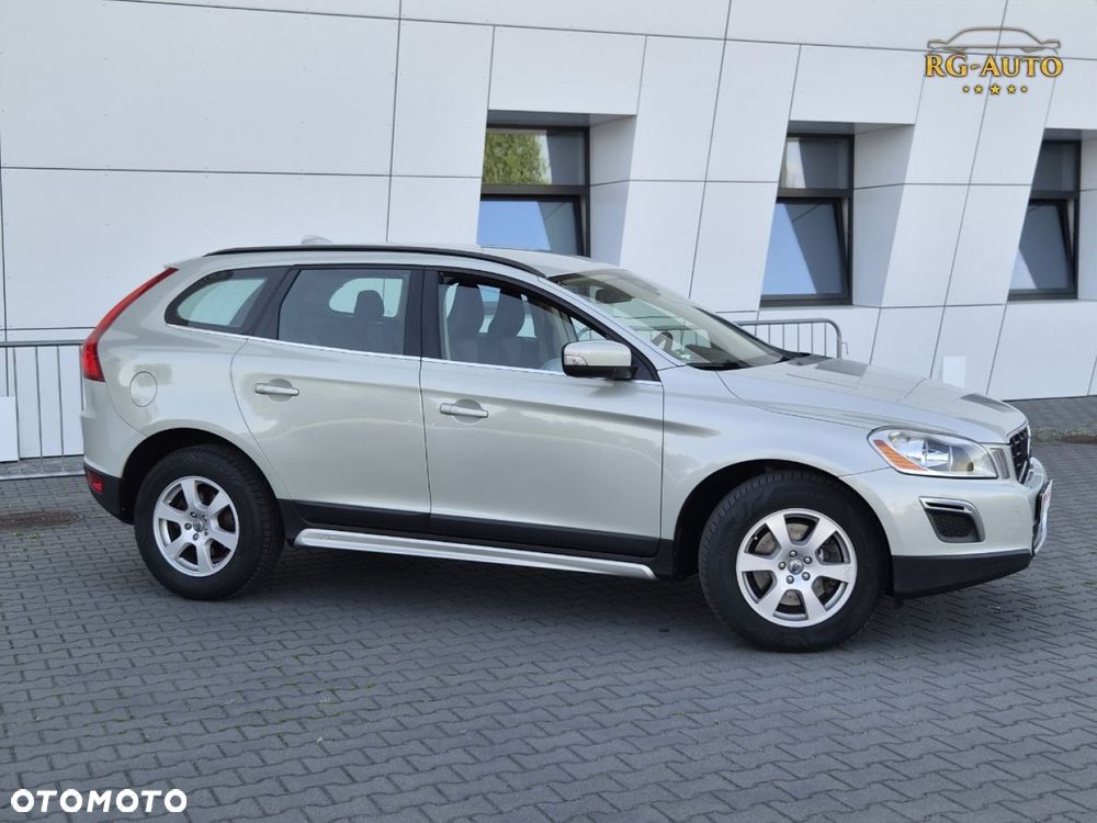 Volvo XC 60 - 4