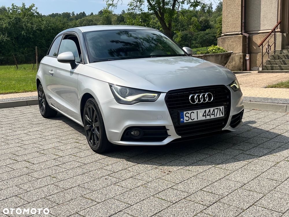 Audi A1 Sportback 1.6 TDI S line edition - 2