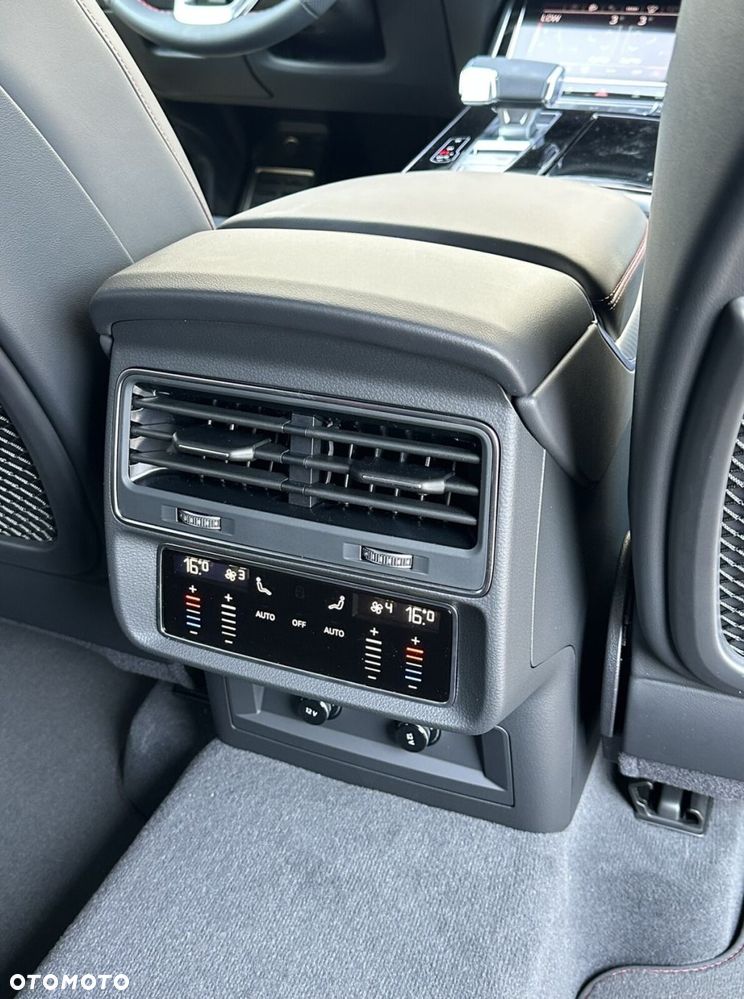Audi Q8 - 24
