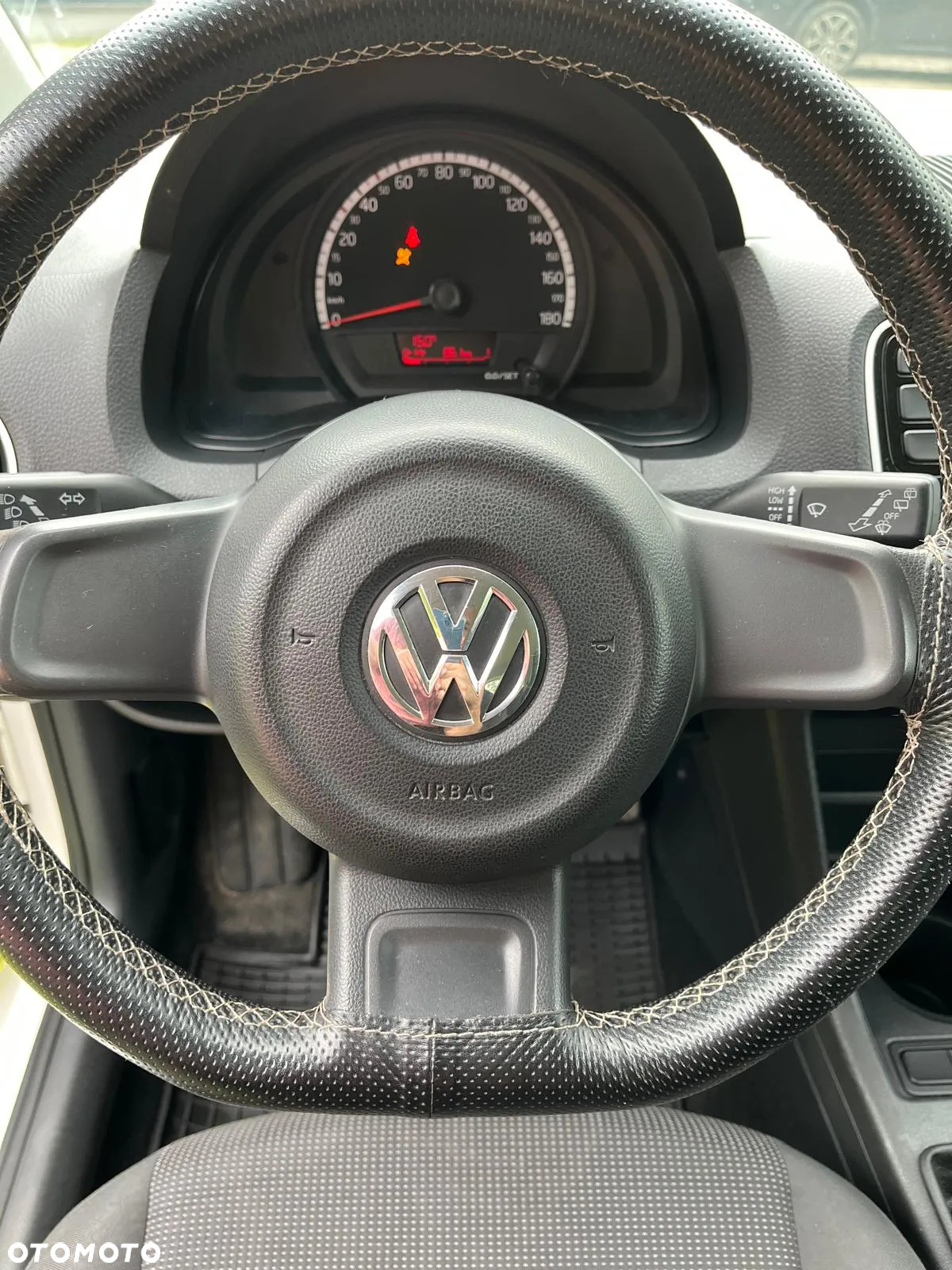 Volkswagen up! Standard - 8
