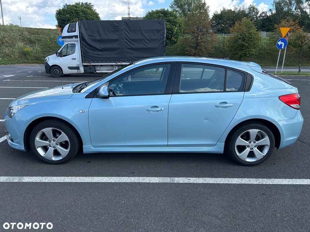 Chevrolet Cruze 1.8 LT - 2