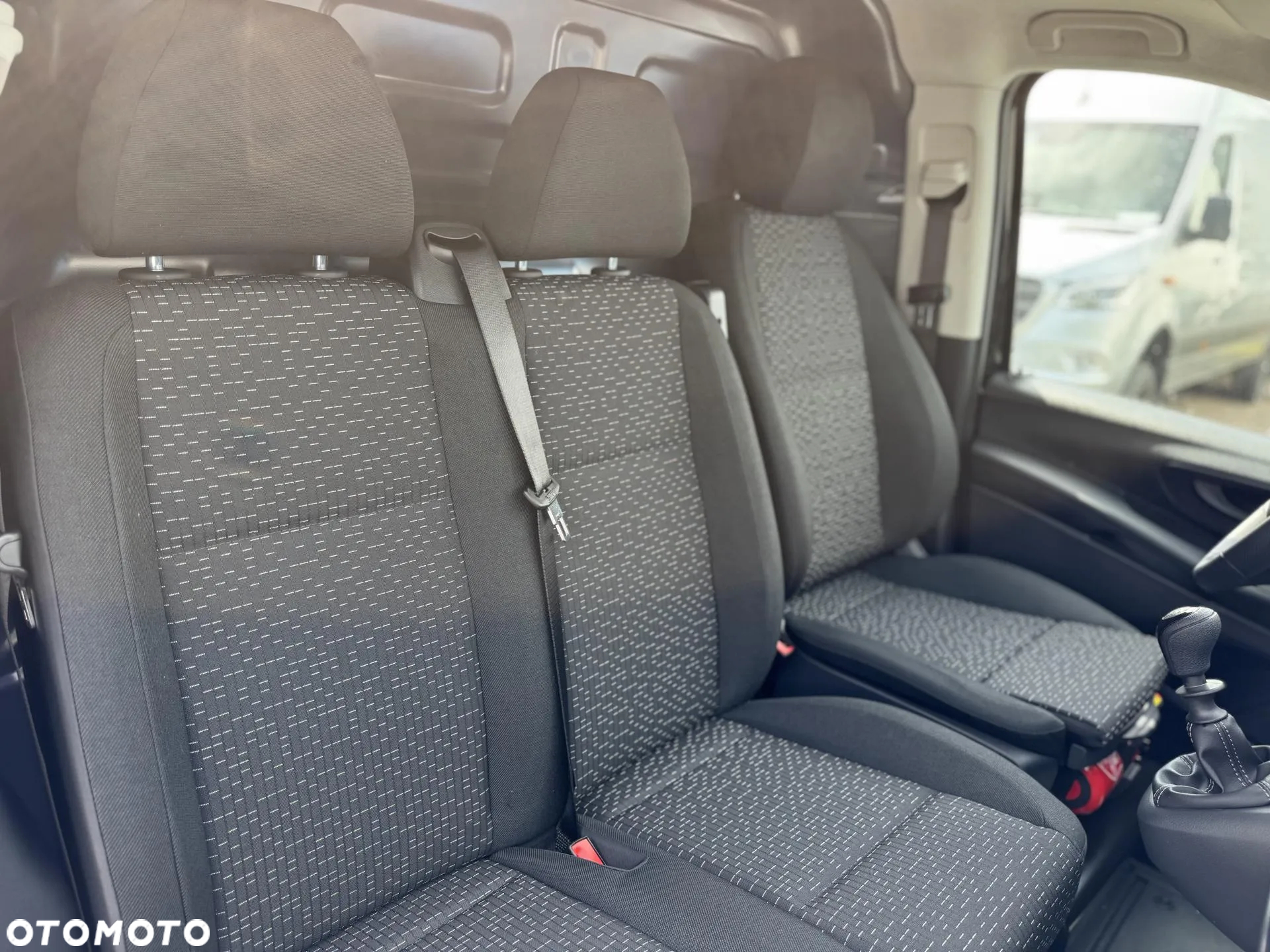 Mercedes-Benz Vito - 11