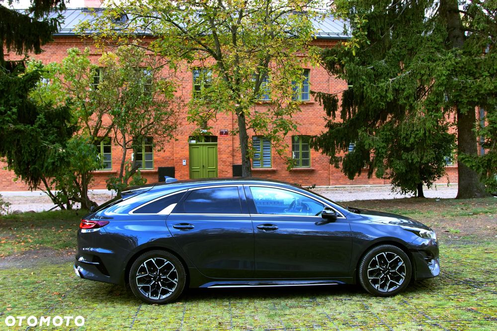 Kia ProCeed 1.5 T-GDI GT Line - 12