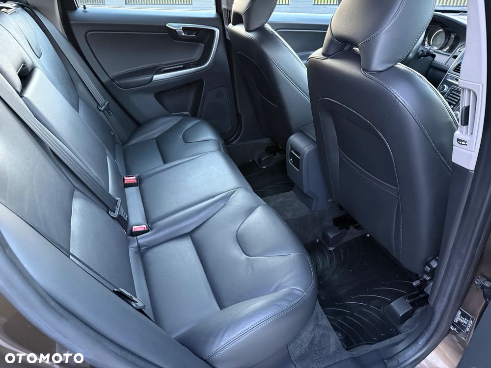 Volvo XC 60 D3 Inscription - 31