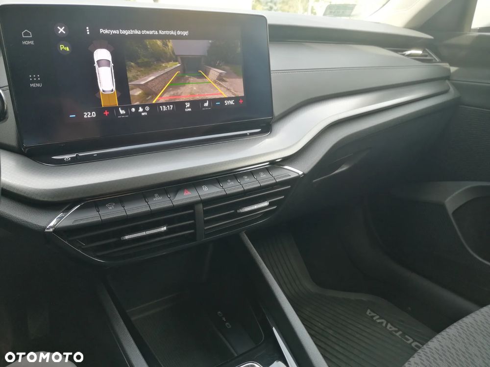 Skoda Octavia 2.0 TDI Ambition DSG - 27