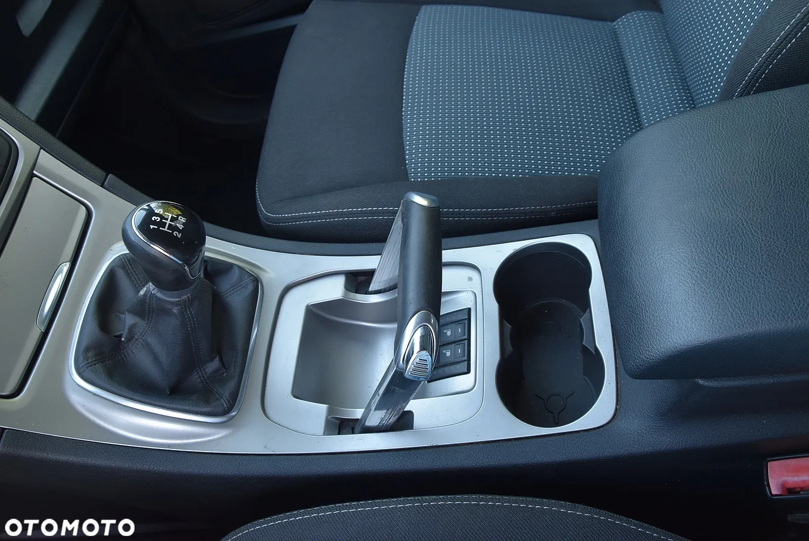 Ford Galaxy - 32