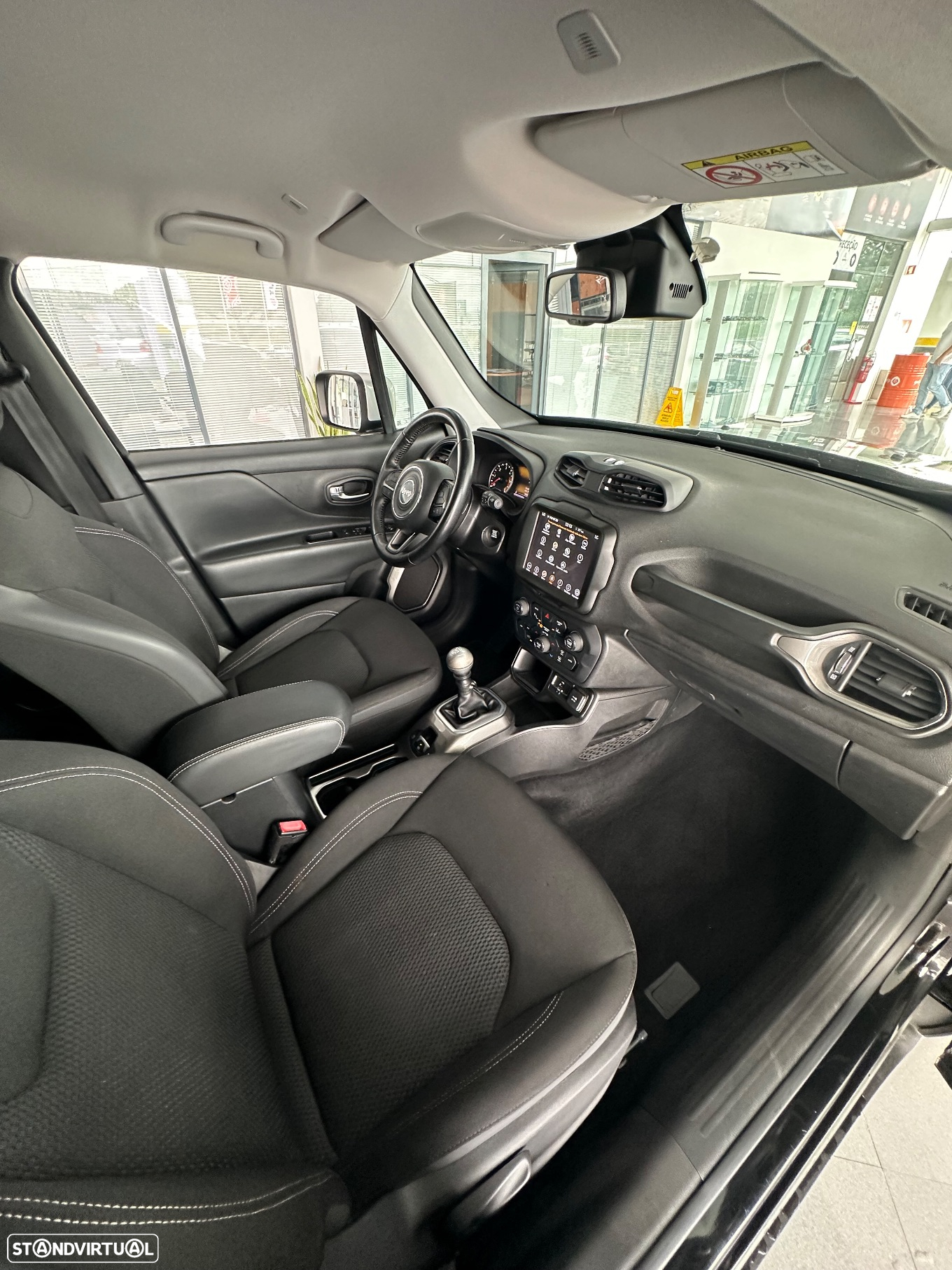 Jeep Renegade 1.6 MJD Limited - 13