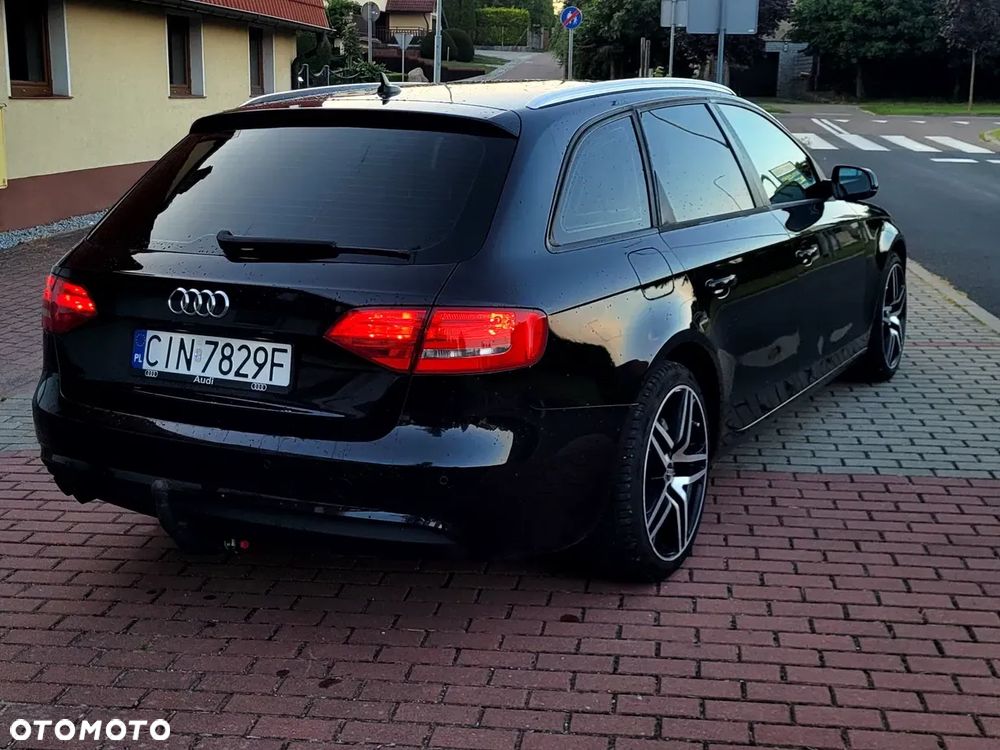 Audi A4 Avant 2.0 TDI DPF Attraction - 4