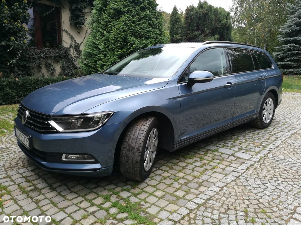 Volkswagen Passat 2.0 TDI BMT Trendline - 12