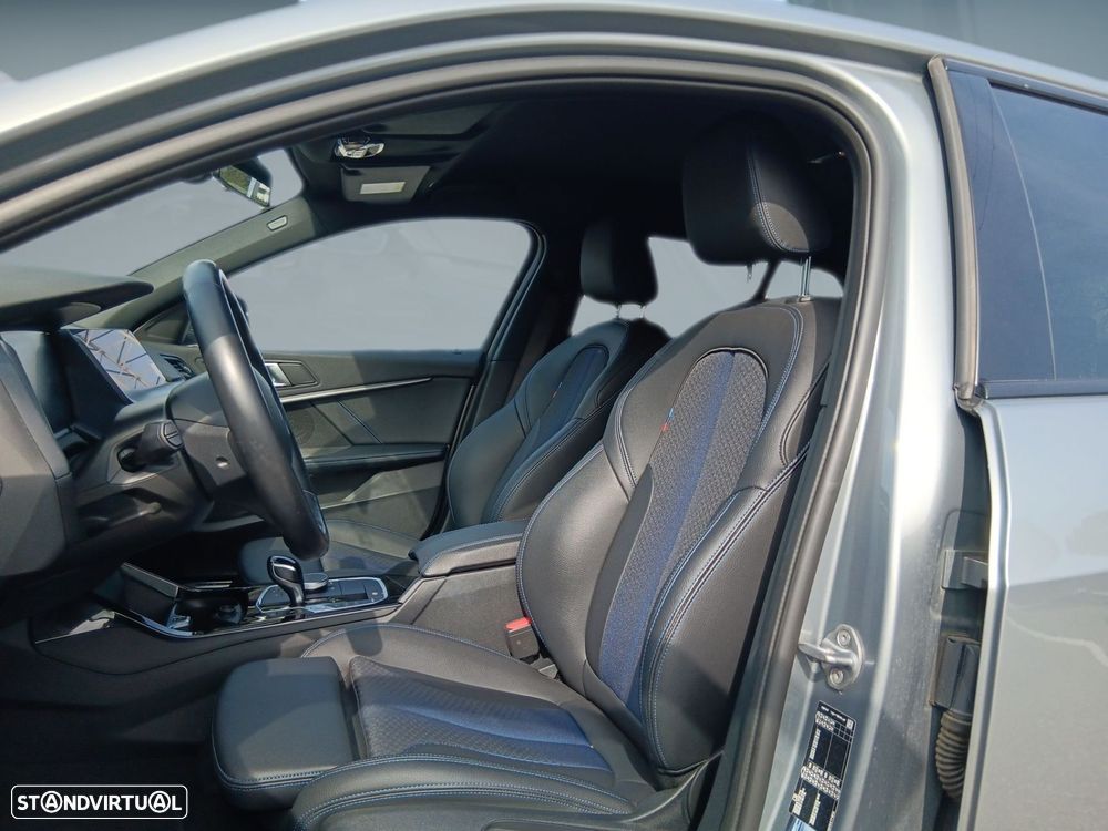 BMW 116 d Pack Desportivo M Auto - 11