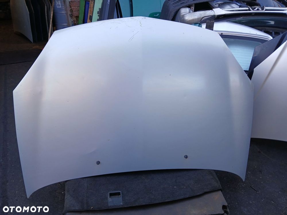 Renault Clio II Lift Maska 50ZŁ- porysowana. - 1