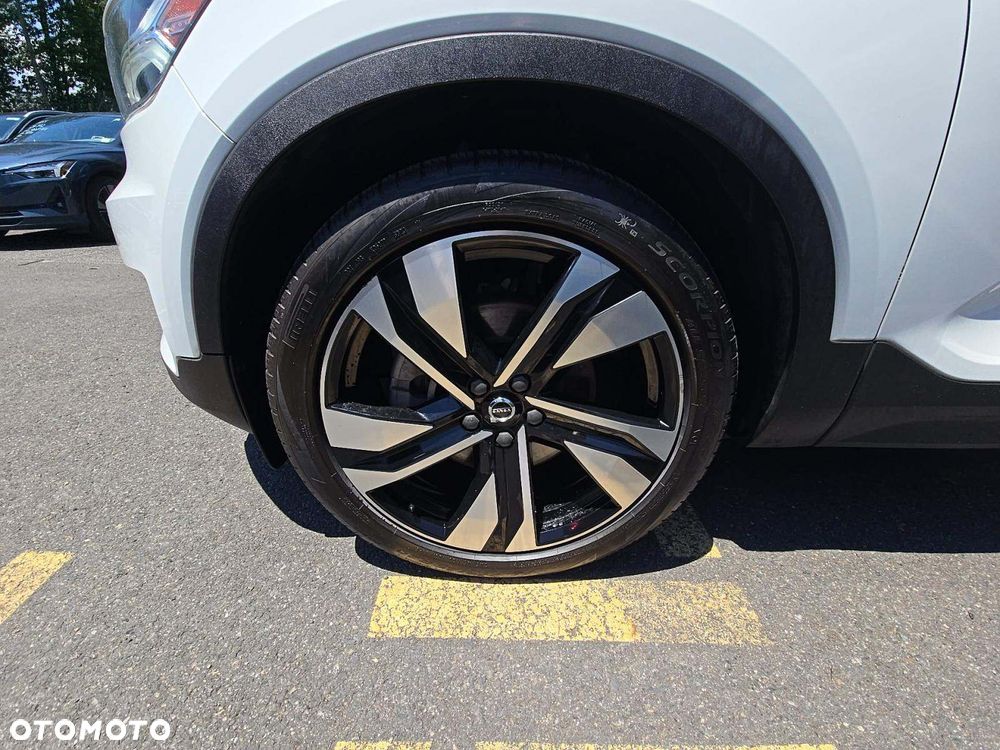 Volvo XC 40 T5 AWD Momentum - 15