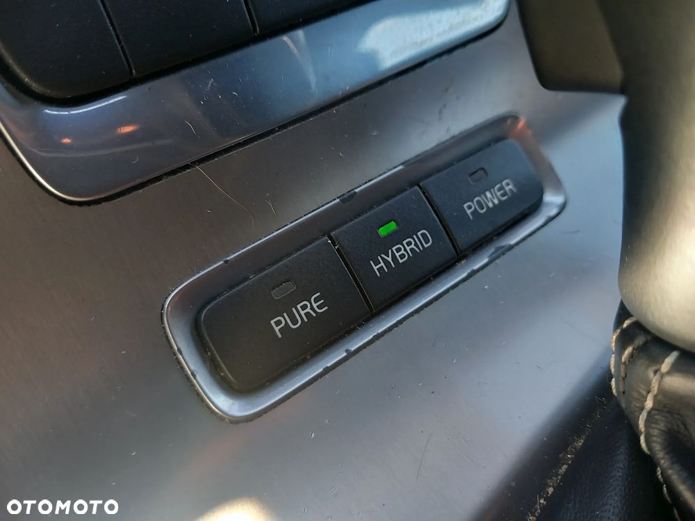 Volvo V60 D6 AWD Plug-in Hybrid Summum - 28