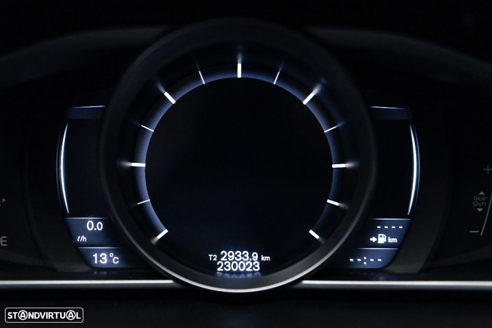 Volvo V40 1.6 D2 Eco Momentum - 27