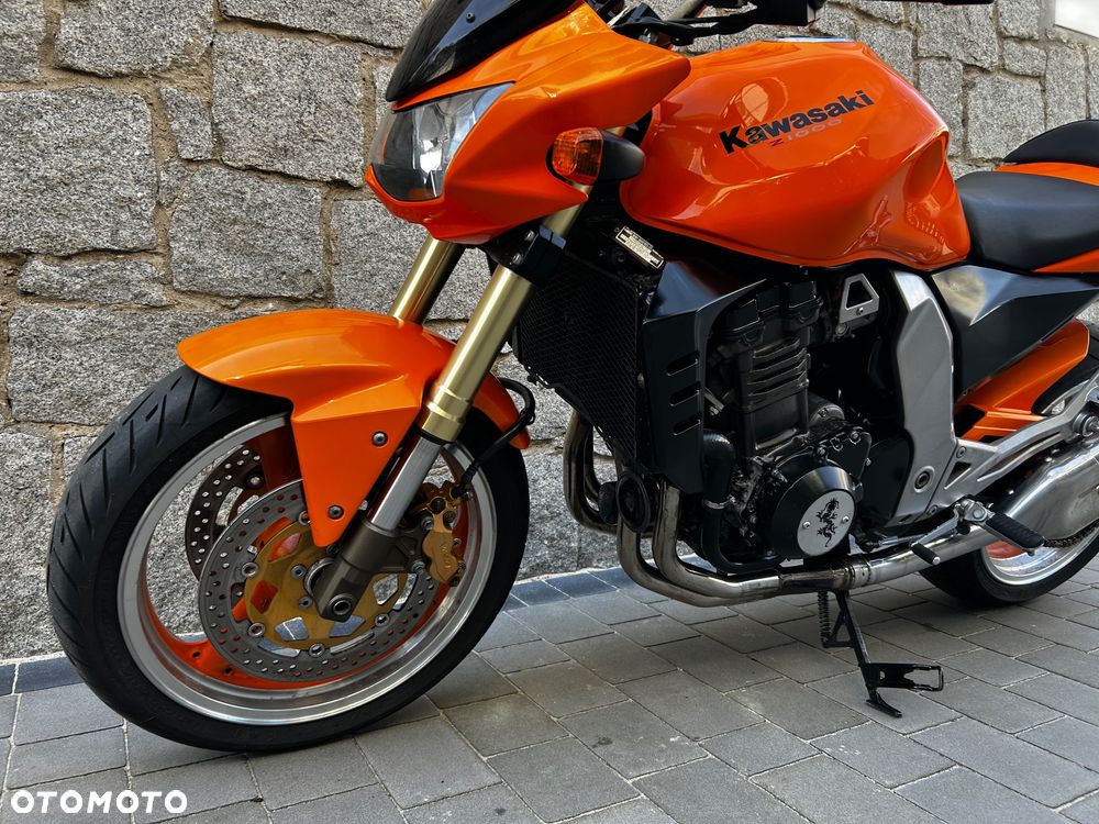 Kawasaki Z 1000 - 16