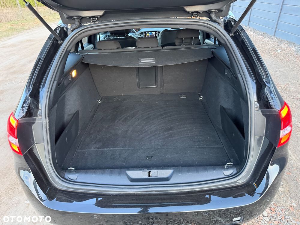 Peugeot 308 PureTech 130 GPF EAT8 Stop & Start GT Pack - 30