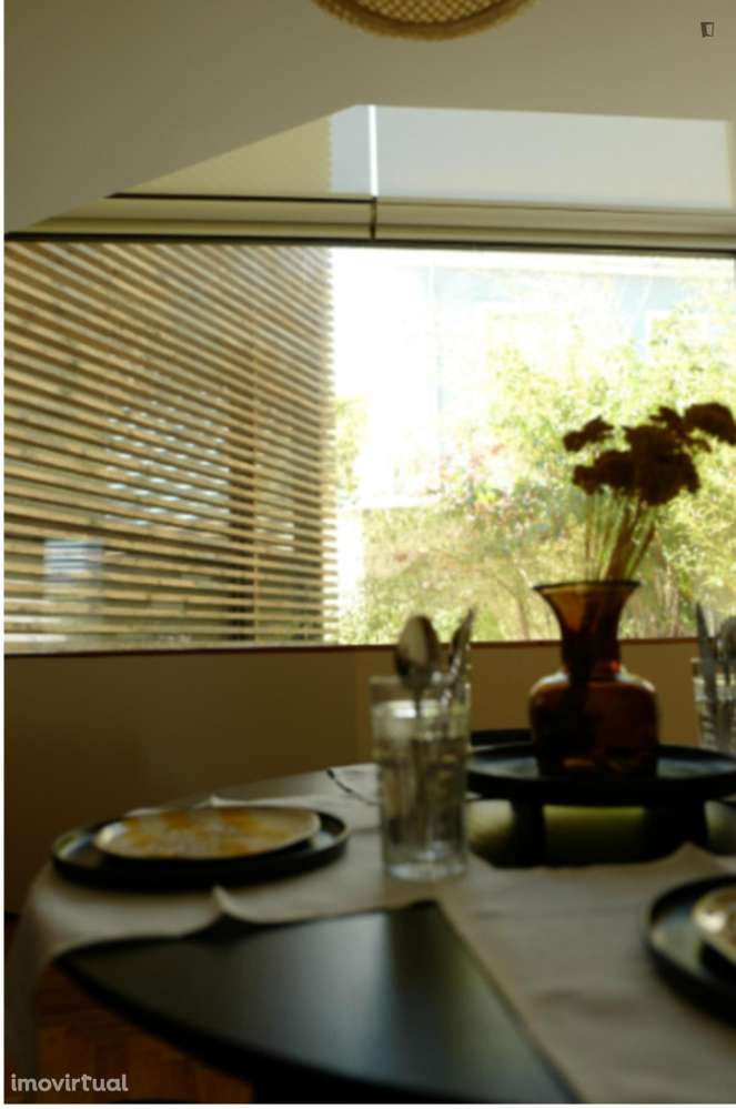 Quarto - localizado em Paranhos Porto - Grande imagem: 5/12