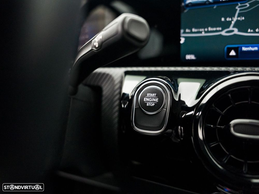 Mercedes-Benz A 250 e - 21