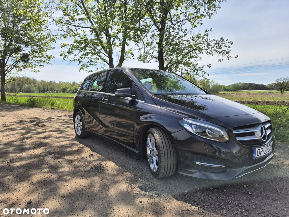 Mercedes-Benz Klasa B 200 7G-DCT UrbanStyle Edition - 6