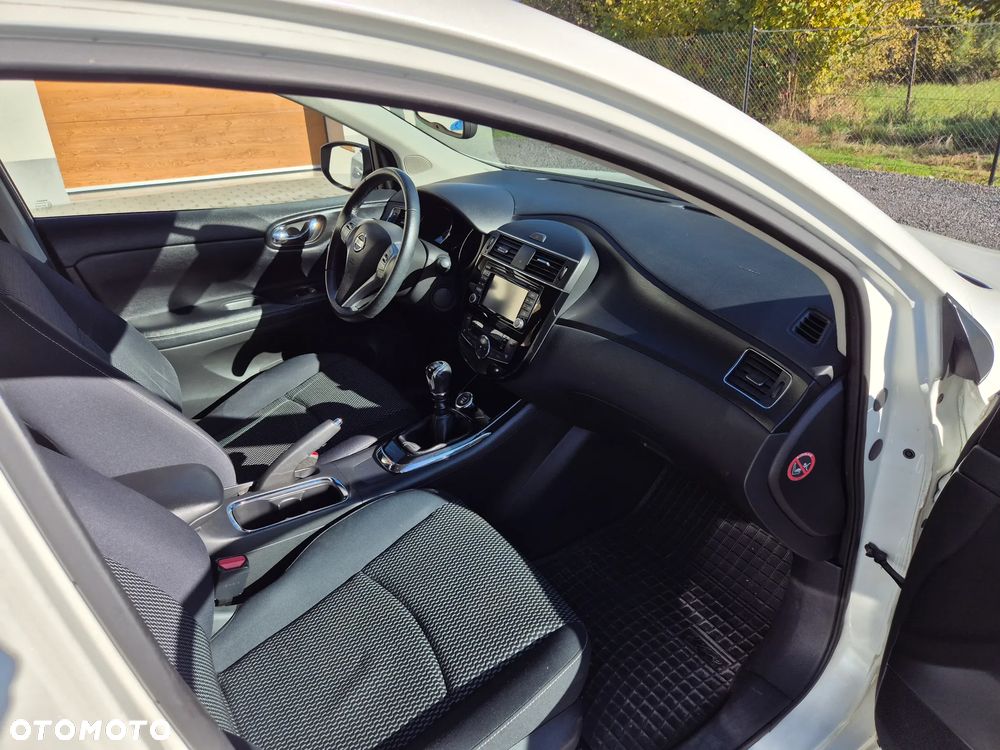 Nissan Pulsar - 12