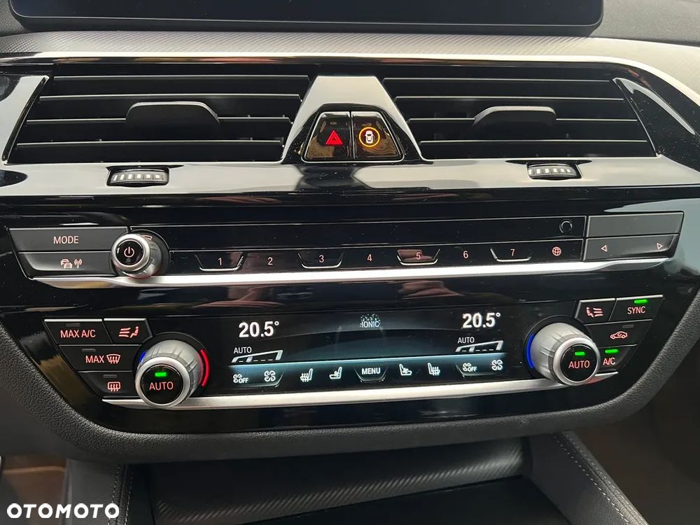 BMW M5 Competition - 22