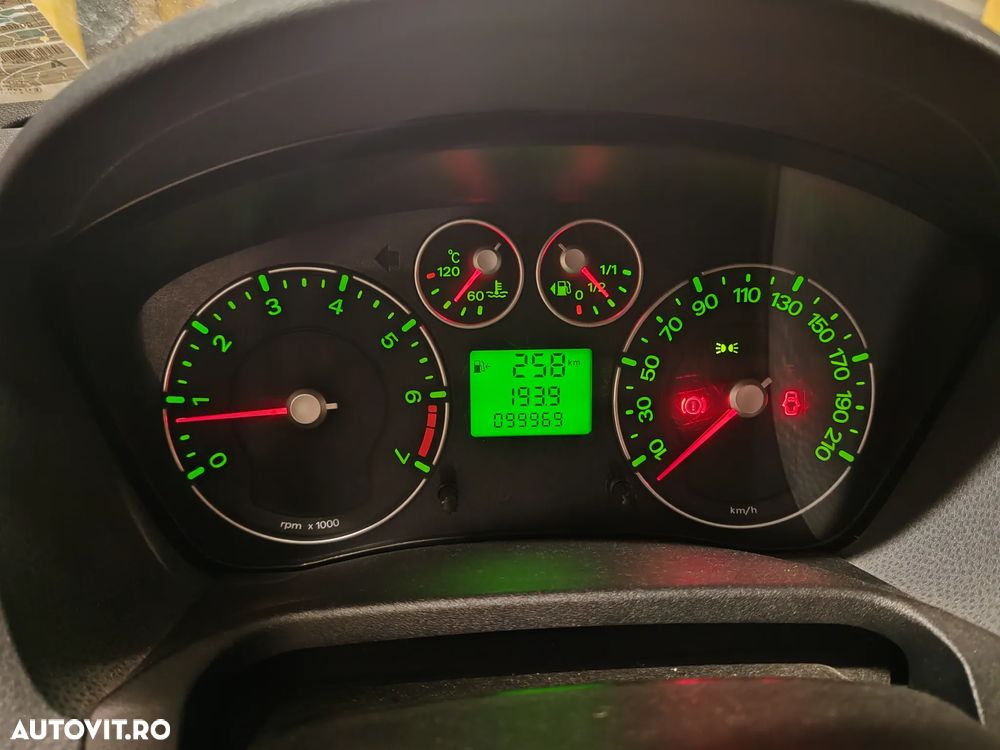 Ford Fiesta 1.25i Ambiente - 4