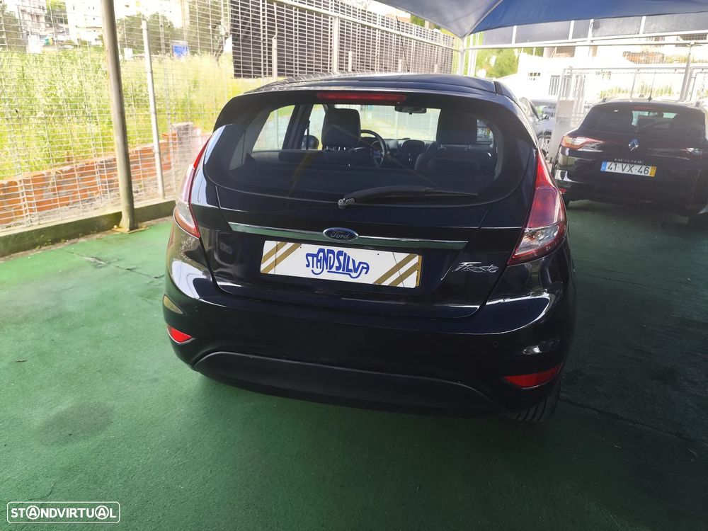 Ford Fiesta 1.5 TDCi Titanium - 5