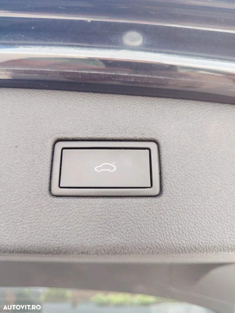Volkswagen Tiguan 2.0 TDI SCR DSG Elegance - 6