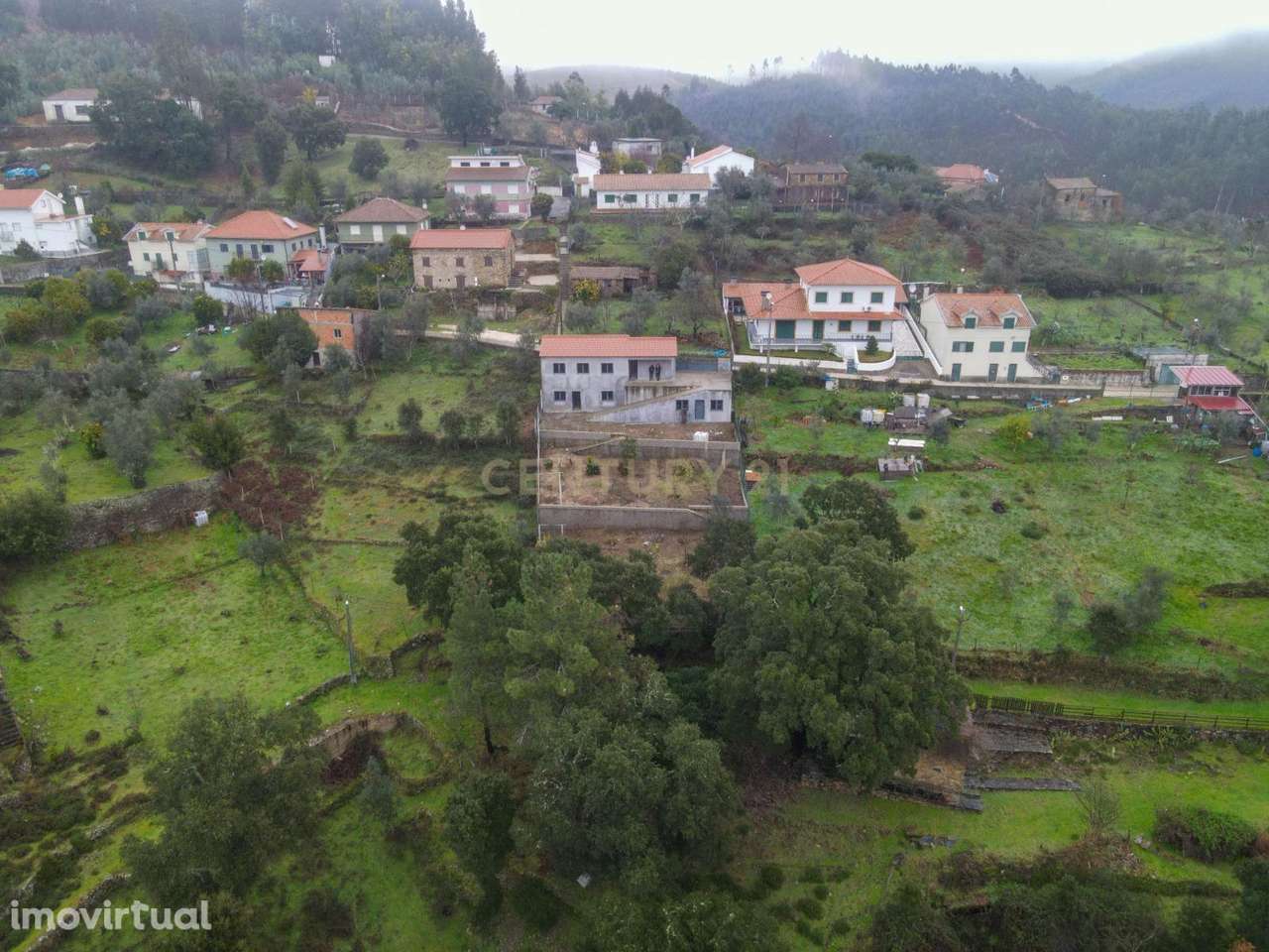 Casa para reconstrução em Roda Cimeira, Góis - Grande imagem: 4/28