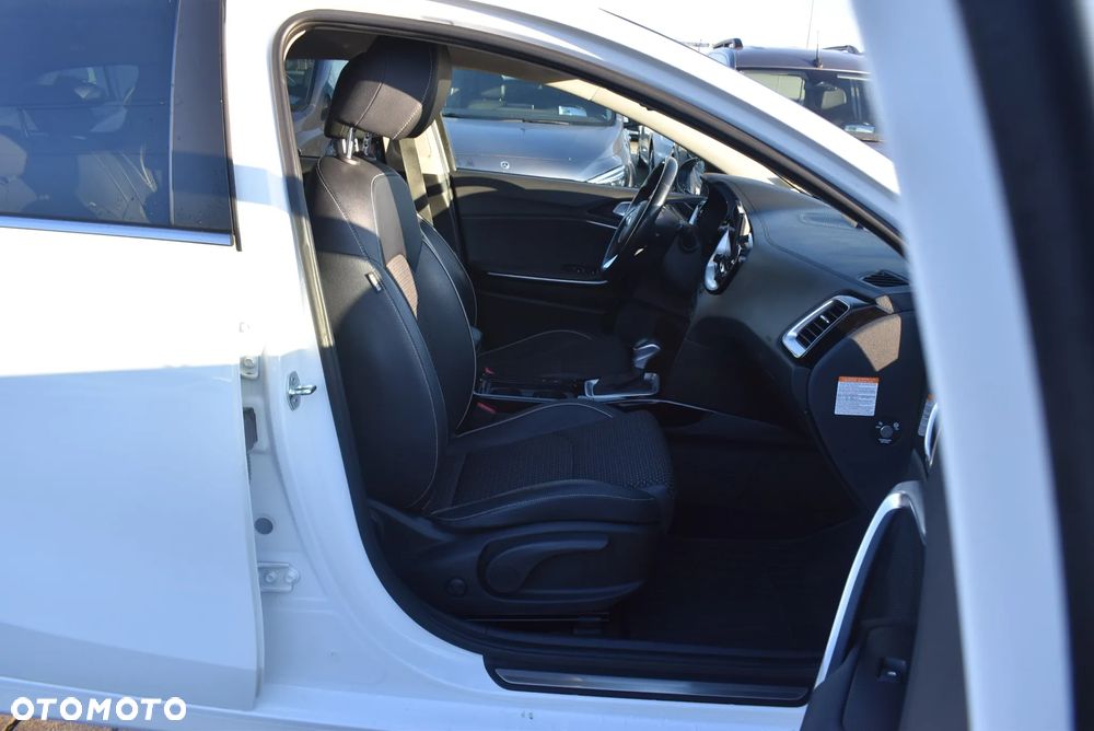 Kia Ceed 1.6 GDI PHEV L DCT - 17