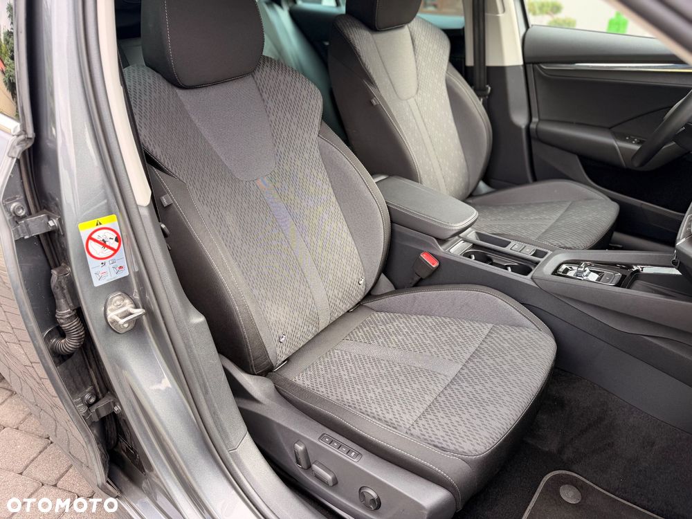 Skoda Octavia 2.0 TDI DSG Edition - 14