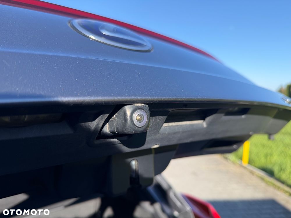 Lexus UX 250h Elegance 2WD - 15