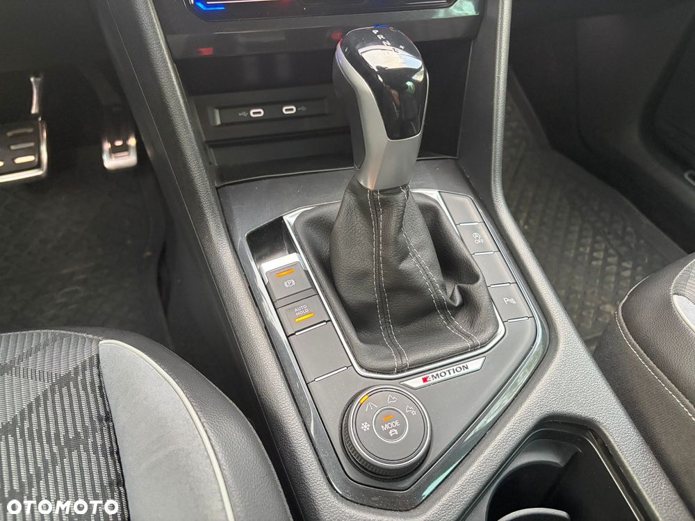 Volkswagen Tiguan 2.0 TDI SCR 4Mot R-Line DSG - 35