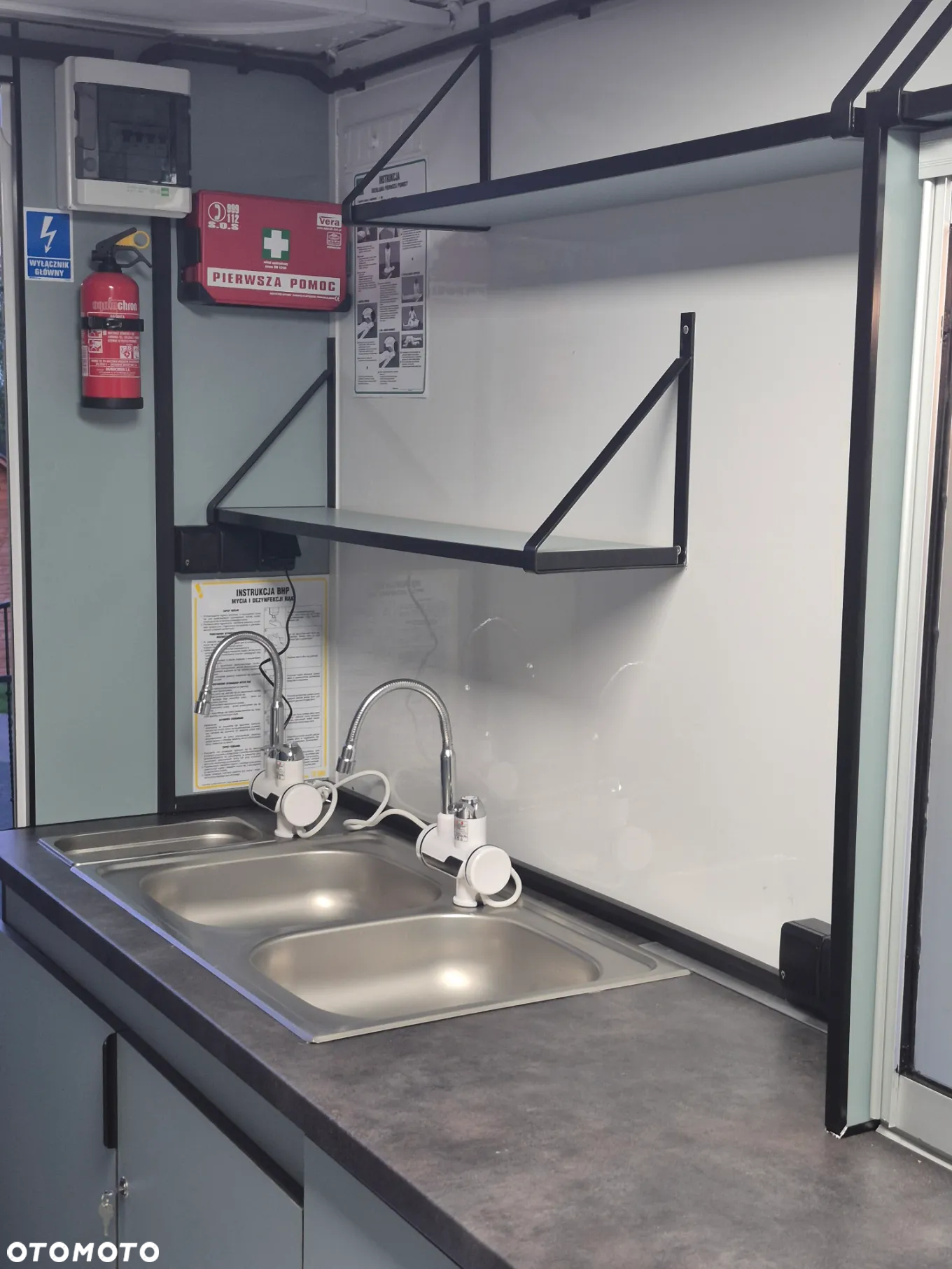 Iveco Food Truck Sklep Bar Specjalny - 16