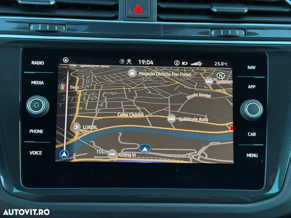 Volkswagen Tiguan 2.0 TDI DSG Elegance - 30