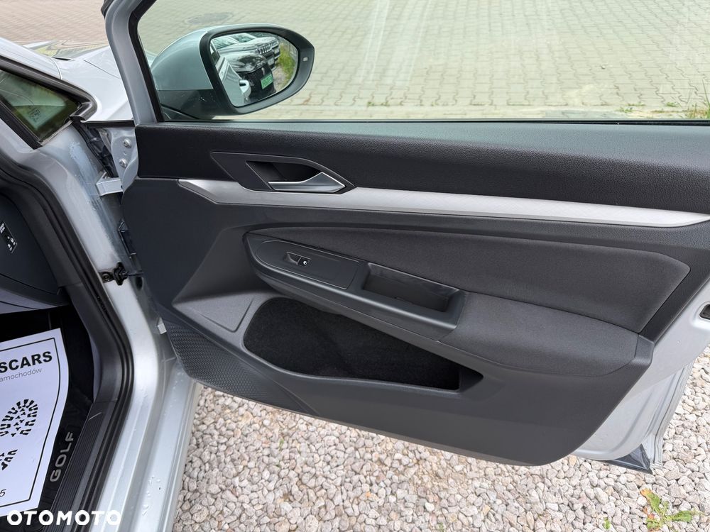 Volkswagen Golf 2.0 TDI Life - 31