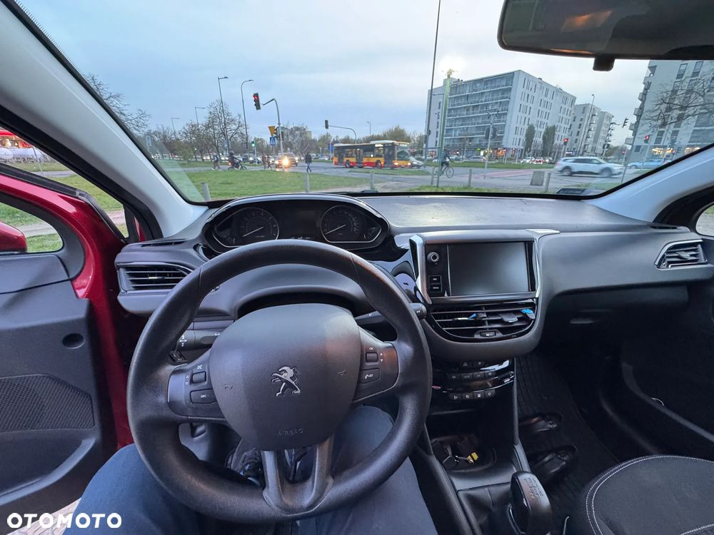 Peugeot 208 PureTech 110 Stop & Start Allure - 14