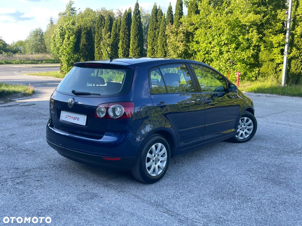 Volkswagen Golf Plus 1.6 Comfortline - 21