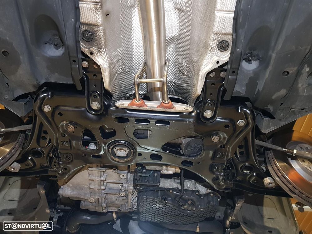 VW Golf 2.0 TSi GTi Performance - 11