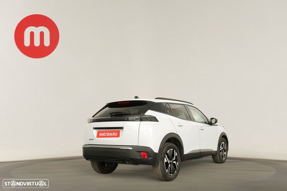 Peugeot 2008 1.2 PureTech Allure - 4