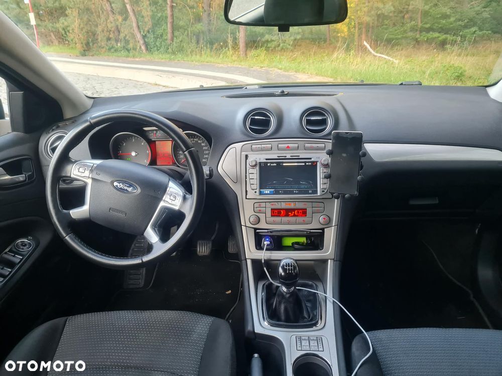 Ford Mondeo 2.0 TDCi Trend - 5