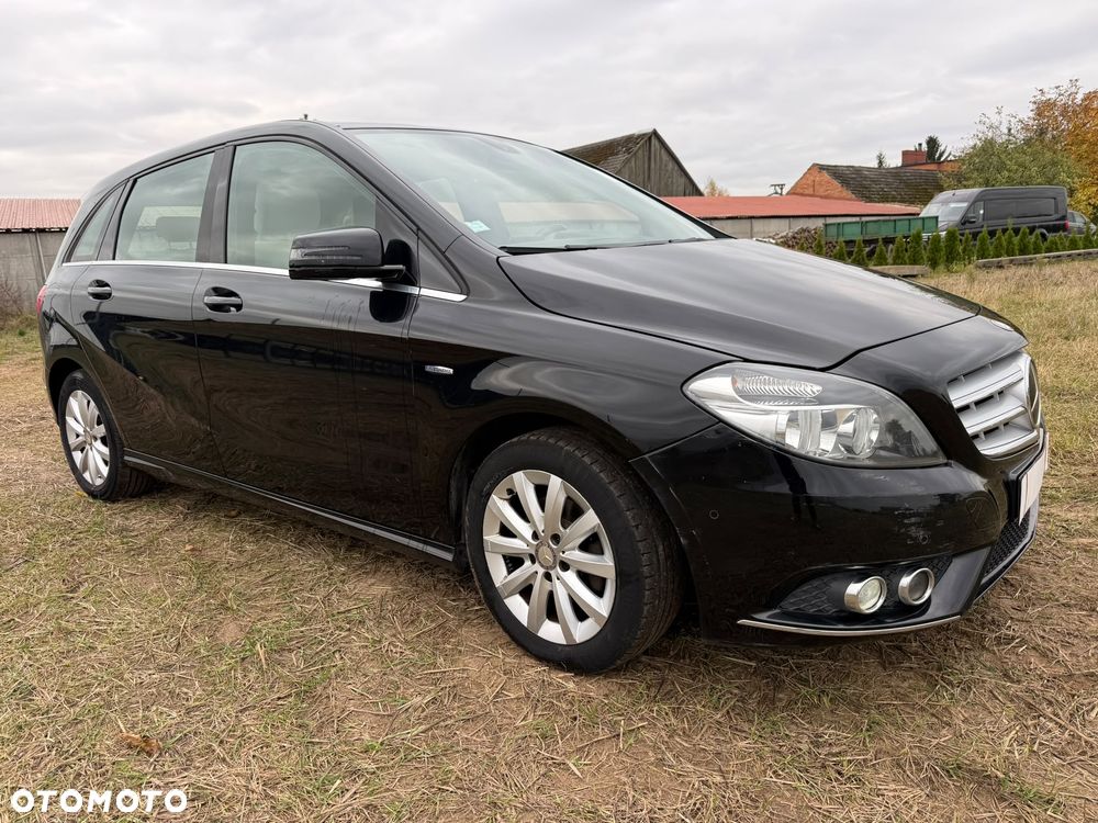 Mercedes-Benz Klasa B 180 CDI BlueEFFICIENCY Edition 1 - 34