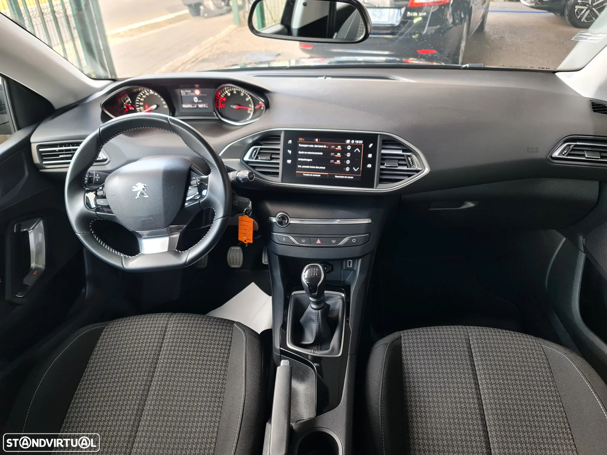 Peugeot 308 1.2 PureTech Active Pack - 13