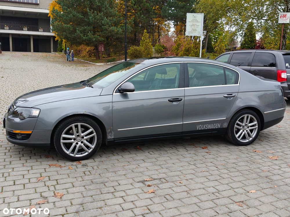 Volkswagen Passat 2.0 FSI Automatik Highline - 32