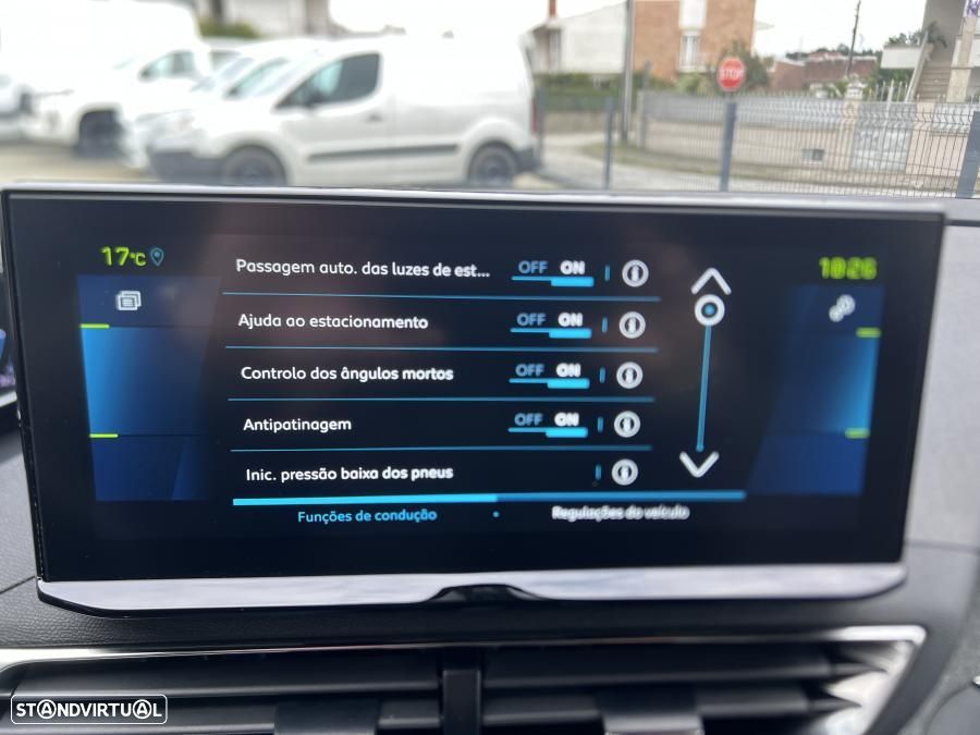 Peugeot 3008 1.6 Hybrid Allure Pack e-EAT8 - 36