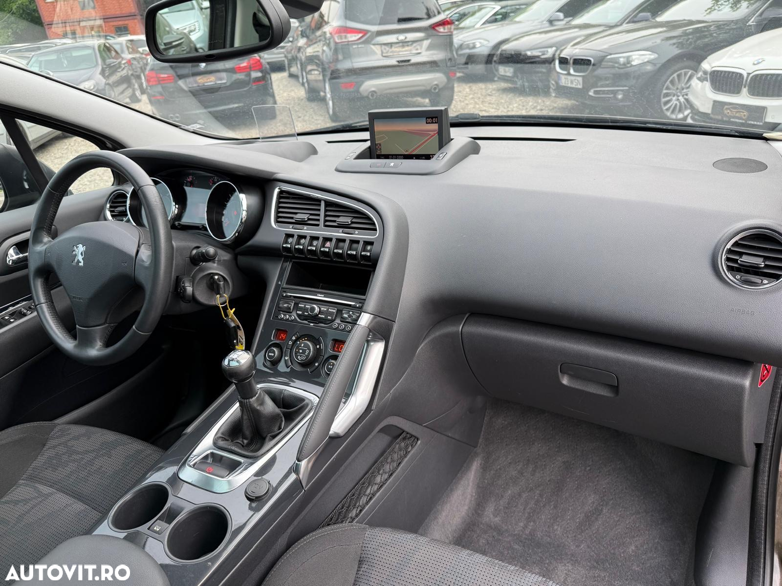 Peugeot 3008 1.6 VTi Acces - 6