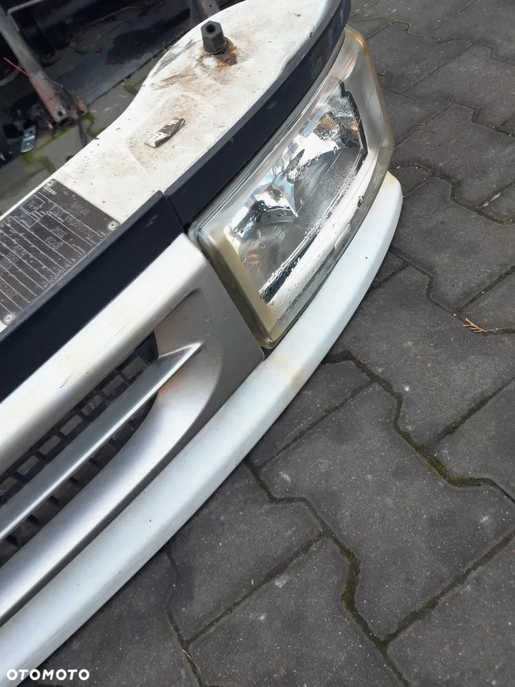 Wzmocnienie czołowe z lampami Iveco Daily 04r - 2